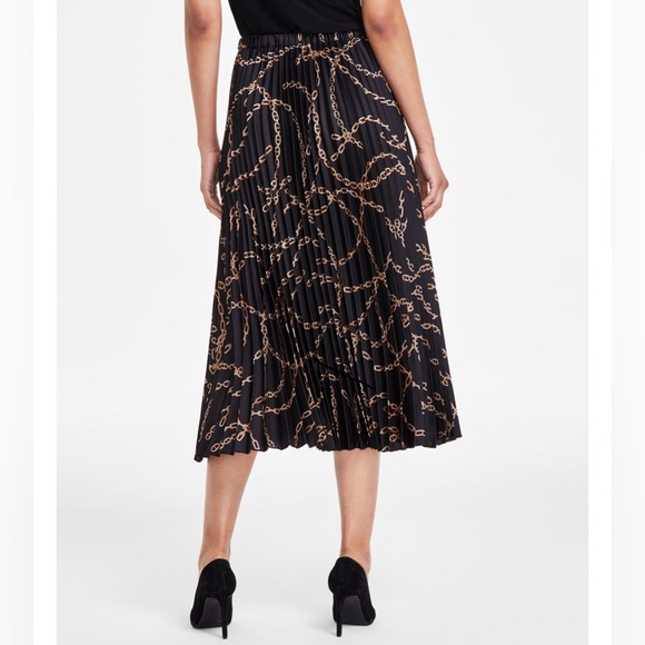 BRAND NEW Anne Klein Elegant Black and Gold Pleated Skirt size M - Picture 3 of 10